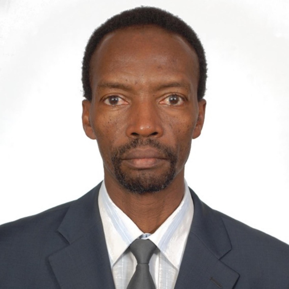 Dr. Vincent Mutiso